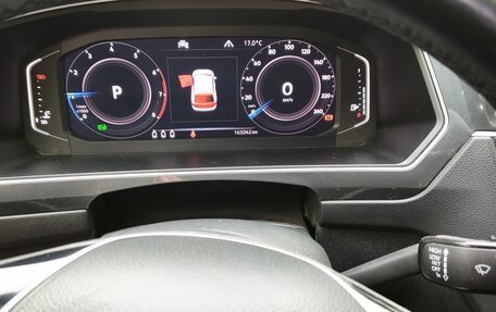 Volkswagen Tiguan II, 2019 год, 2 600 000 рублей, 5 фотография