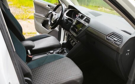 Volkswagen Tiguan II, 2019 год, 2 600 000 рублей, 8 фотография