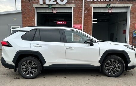 Toyota RAV4, 2025 год, 3 780 000 рублей, 3 фотография