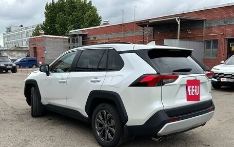 Toyota RAV4, 2025 год, 3 780 000 рублей, 6 фотография