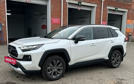 Toyota RAV4, 2025 год, 3 780 000 рублей, 8 фотография