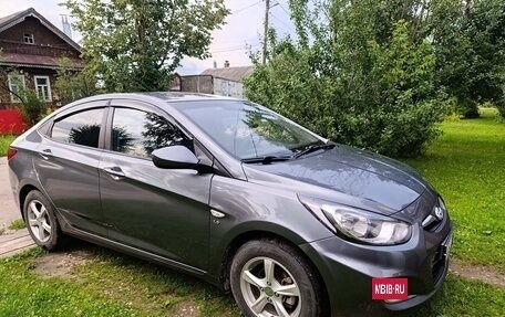 Hyundai Solaris II рестайлинг, 2013 год, 600 000 рублей, 3 фотография