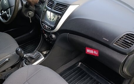 Hyundai Solaris II рестайлинг, 2013 год, 600 000 рублей, 6 фотография