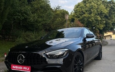 Mercedes-Benz E-Класс, 2020 год, 3 950 000 рублей, 1 фотография
