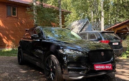 Jaguar F-Pace, 2018 год, 3 190 000 рублей, 2 фотография