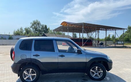 Chevrolet Niva I рестайлинг, 2011 год, 370 000 рублей, 5 фотография