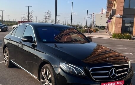 Mercedes-Benz E-Класс, 2019 год, 3 500 000 рублей, 2 фотография