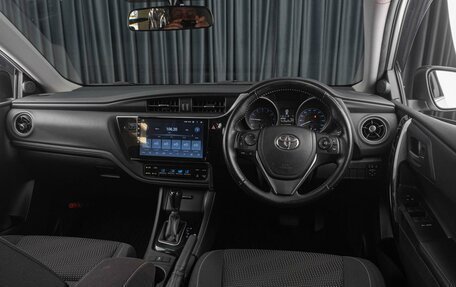 Toyota Auris II, 2016 год, 1 559 000 рублей, 10 фотография