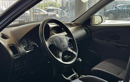 Mitsubishi Carisma I, 2001 год, 239 000 рублей, 7 фотография