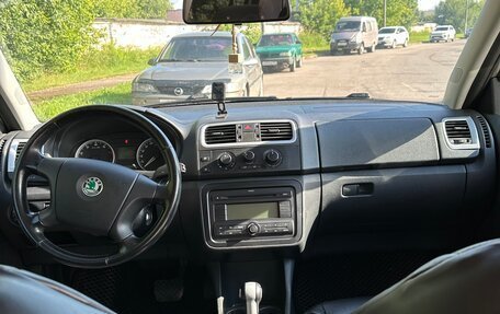 Skoda Fabia II, 2009 год, 450 000 рублей, 14 фотография