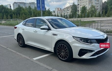 KIA Optima IV, 2019 год, 1 570 000 рублей, 2 фотография
