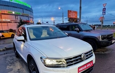 Volkswagen Tiguan II, 2018 год, 3 090 000 рублей, 1 фотография
