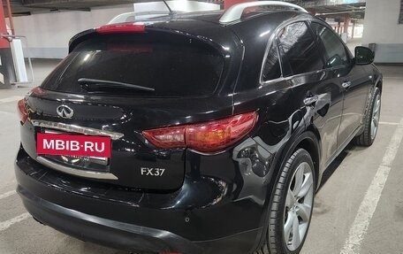 Infiniti FX II, 2011 год, 1 700 000 рублей, 2 фотография