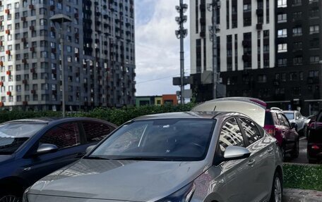 Hyundai Solaris II рестайлинг, 2018 год, 1 290 000 рублей, 8 фотография