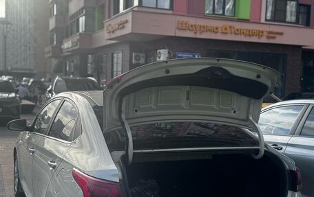 Hyundai Solaris II рестайлинг, 2018 год, 1 290 000 рублей, 5 фотография