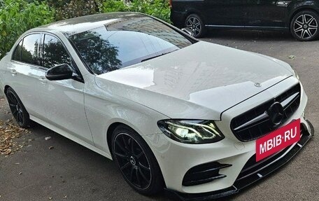 Mercedes-Benz E-Класс, 2017 год, 3 199 999 рублей, 2 фотография