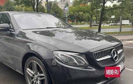 Mercedes-Benz E-Класс, 2019 год, 1 999 999 рублей, 7 фотография