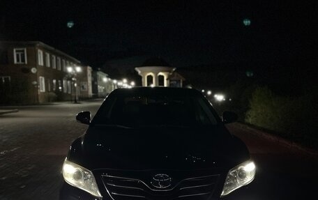 Toyota Camry, 2009 год, 930 000 рублей, 1 фотография