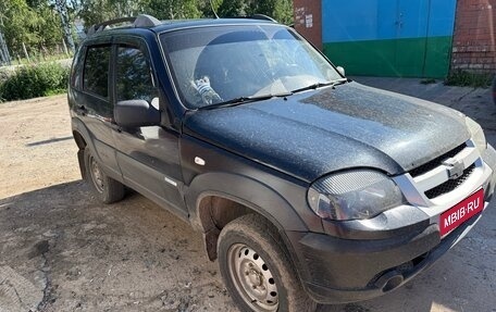 Chevrolet Niva I рестайлинг, 2011 год, 410 000 рублей, 1 фотография