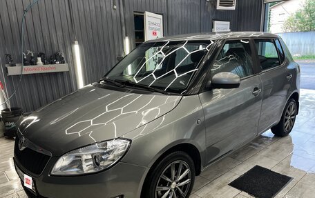 Skoda Fabia II, 2011 год, 550 000 рублей, 2 фотография