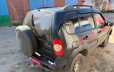 Chevrolet Niva I рестайлинг, 2011 год, 410 000 рублей, 2 фотография