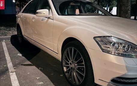 Mercedes-Benz S-Класс, 2010 год, 1 450 000 рублей, 38 фотография