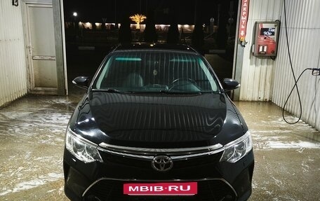 Toyota Camry, 2017 год, 2 250 000 рублей, 3 фотография
