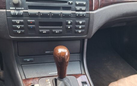 BMW 3 серия, 2004 год, 890 000 рублей, 18 фотография