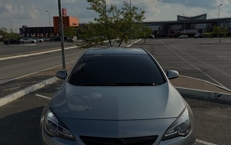 Opel Astra J, 2012 год, 715 000 рублей, 2 фотография