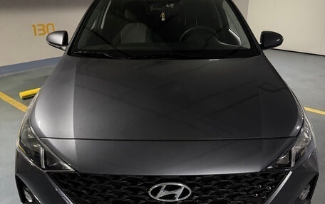 Hyundai Solaris II рестайлинг, 2022 год, 1 800 000 рублей, 4 фотография