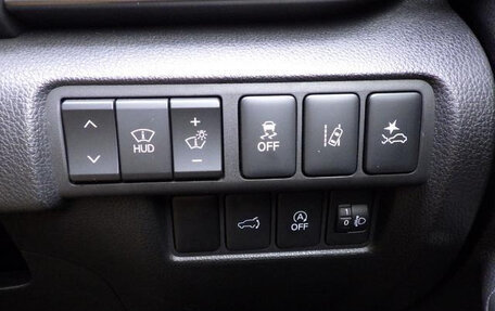 Mitsubishi Eclipse Cross, 2023 год, 1 647 000 рублей, 7 фотография