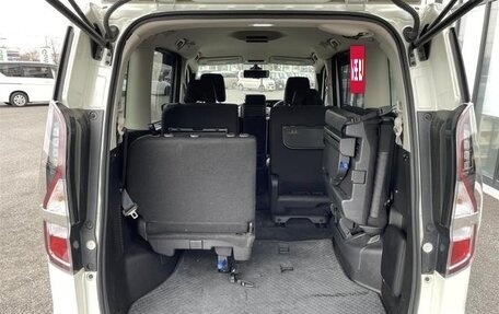 Nissan Serena IV, 2022 год, 1 649 000 рублей, 26 фотография