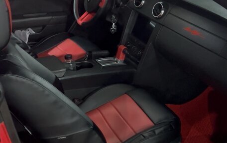 Ford Mustang VI рестайлинг, 2006 год, 1 600 000 рублей, 4 фотография