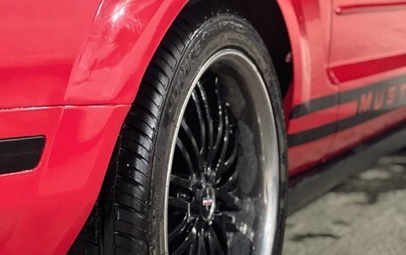 Ford Mustang VI рестайлинг, 2006 год, 1 600 000 рублей, 5 фотография