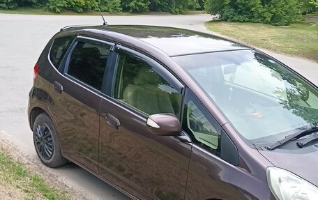 Honda Fit III, 2012 год, 870 000 рублей, 2 фотография