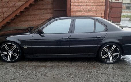 BMW 7 серия, 1998 год, 249 000 рублей, 1 фотография