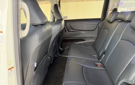 Toyota Sienta II, 2021 год, 1 041 000 рублей, 19 фотография