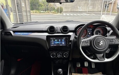 Suzuki Swift V, 2023 год, 994 000 рублей, 11 фотография