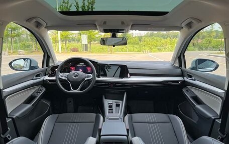 Volkswagen Golf VIII, 2024 год, 2 100 285 рублей, 6 фотография