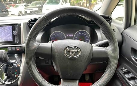 Toyota Wish II, 2017 год, 1 131 000 рублей, 12 фотография
