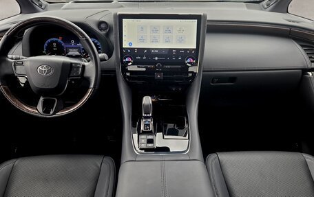Toyota Alphard, 2024 год, 11 350 000 рублей, 6 фотография