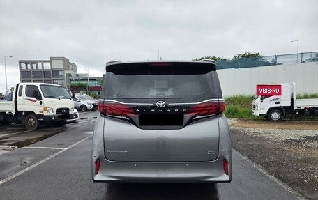 Toyota Alphard, 2024 год, 11 350 000 рублей, 2 фотография