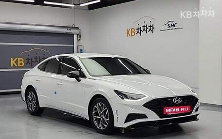 Hyundai Sonata VIII, 2022 год, 1 940 000 рублей, 3 фотография