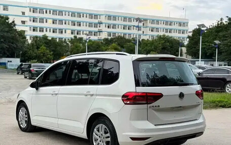 Volkswagen Touran III, 2019 год, 1 150 002 рублей, 3 фотография