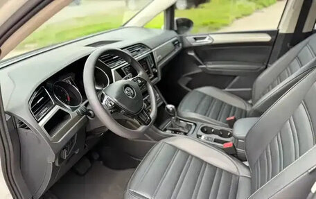 Volkswagen Touran III, 2019 год, 1 150 002 рублей, 8 фотография