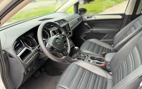 Volkswagen Touran III, 2019 год, 1 150 002 рублей, 11 фотография
