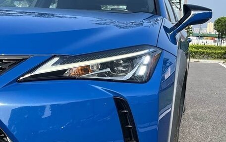 Lexus UX I, 2020 год, 2 100 000 рублей, 4 фотография