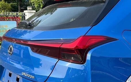 Lexus UX I, 2020 год, 2 100 000 рублей, 10 фотография