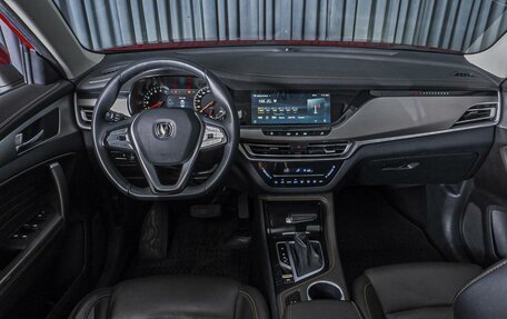 Changan CS35 Plus, 2020 год, 1 390 000 рублей, 6 фотография
