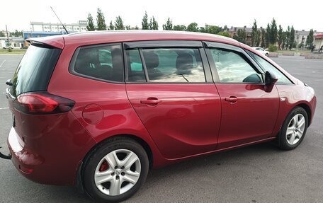 Opel Zafira C рестайлинг, 2013 год, 1 050 000 рублей, 5 фотография